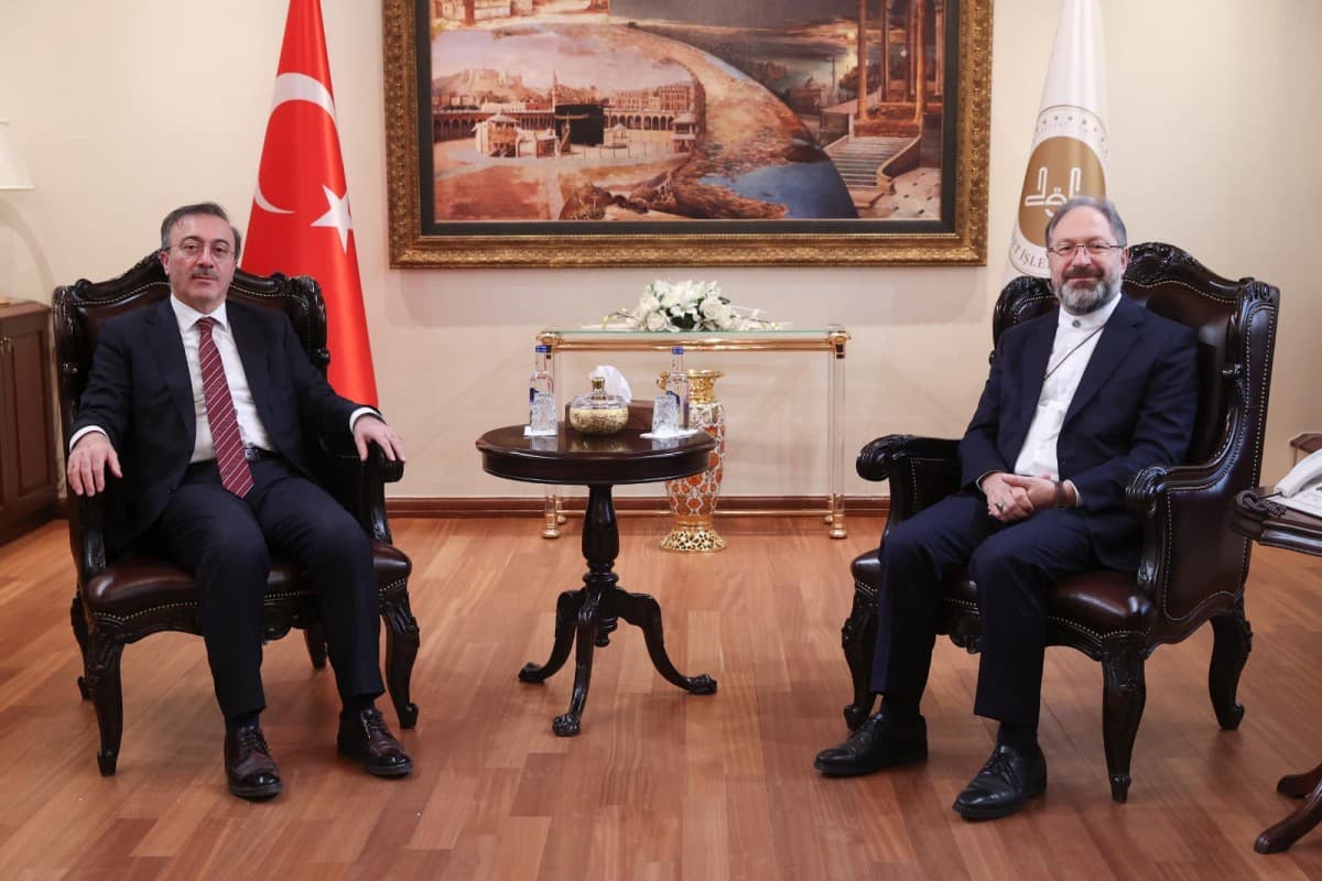 "بشرى جديدة من رئيس الشؤون الدينية  "كتاب اللمعات وكتاب عصى موسى يُطبع في مركز الشؤون الدينية