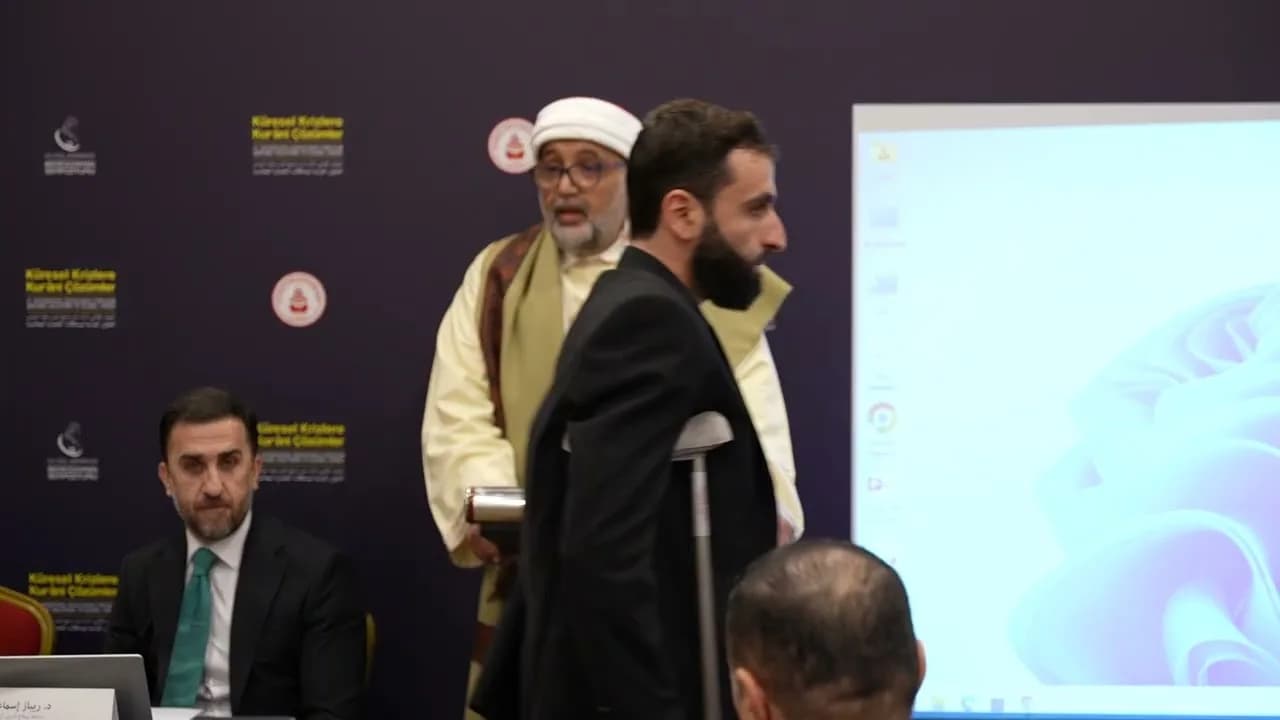 37. Oturum: Kur’an-ı Kerim’de İnsanın Varoluşsal İşlevi ve Bunun Gerçekleştirilme Yolları — video kaydı