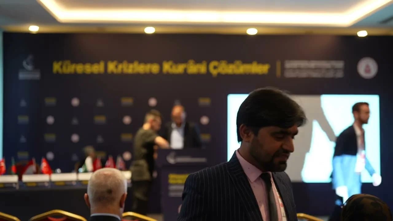 16. Oturum: Adalet ve Birlik Yoluyla Daha İyi Bir Dünya İnşa Etmek — video kaydı