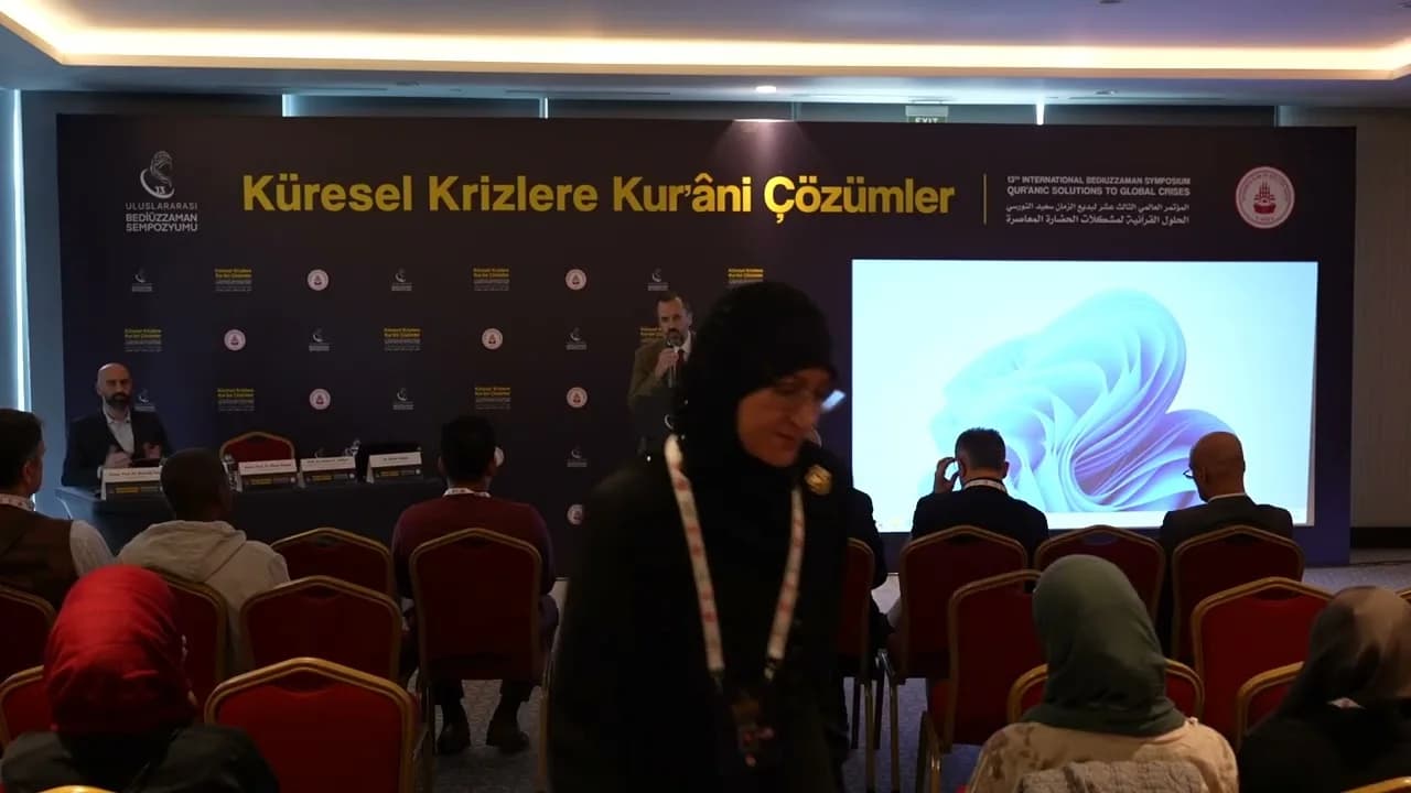 15. Oturum: Toplumsal Sözleşmeyi Muhafaza Etmek: Hürriyet, Siyaset ve Maneviyat — video kaydı